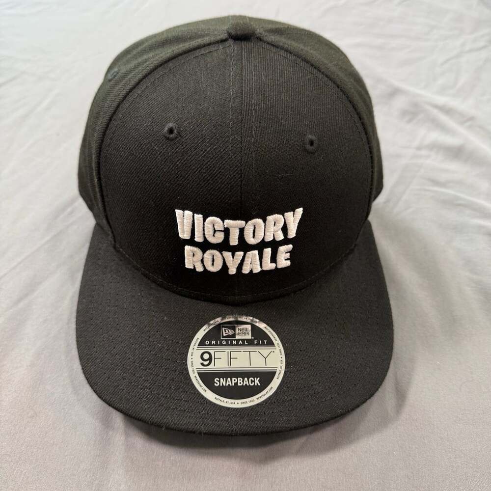 New Era Fortnite Victory Royale 9Fifty Snapback Hat Black